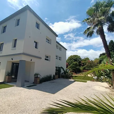 Willa Vue Et Emplacement D'exception A 20 M De La Des Sablettes *