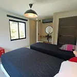 Villa Vue Et Emplacement D'exception à 20 M De La Des Sablettes