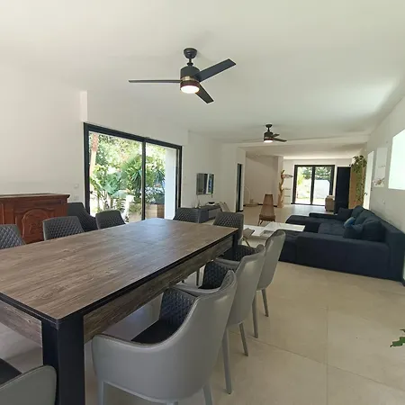 D'exception A 20m Des Sablettes Plage, Cote D'azur Villa *