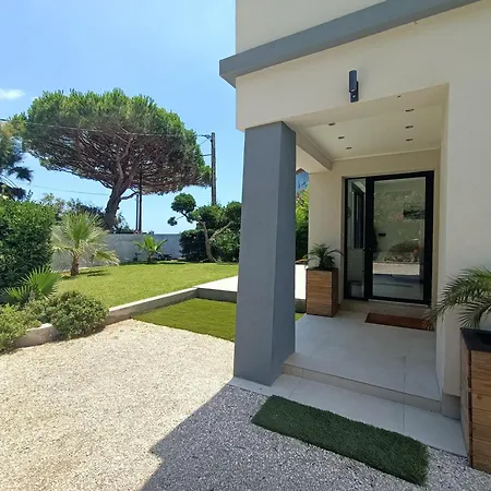 D'exception A 20m Des Sablettes Plage, Cote D'azur